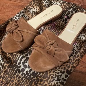 M. Gemi Brown Bow Sandals